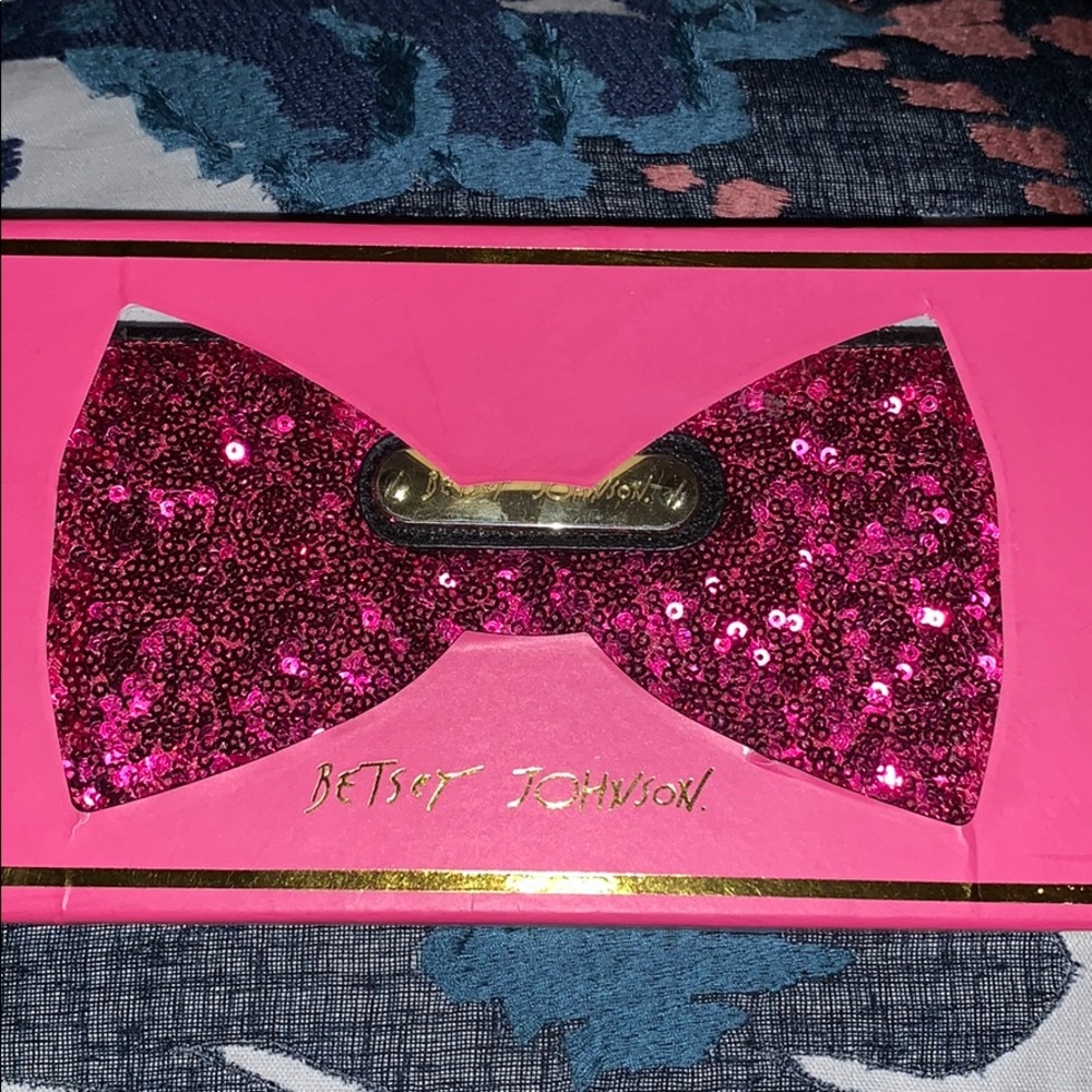 Betsey Johnson zip-around wallet